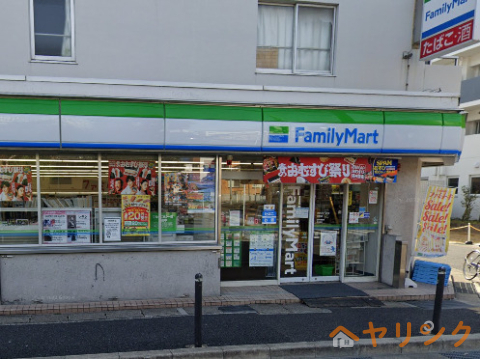 コンビニ　ファミリーマート大坪店（コンビニ）まで294m