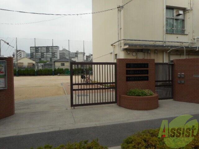 中学校　中島中学校（中学校）まで1100m