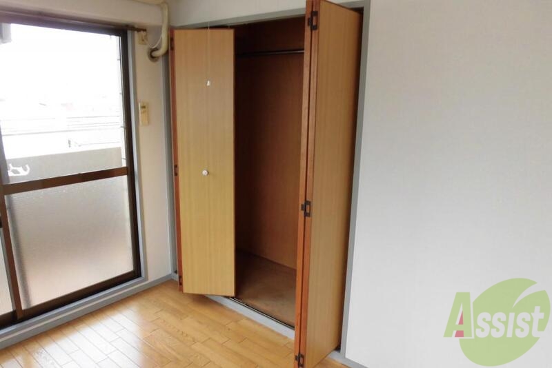 収納　こちらに収納スペースが有りますよ。