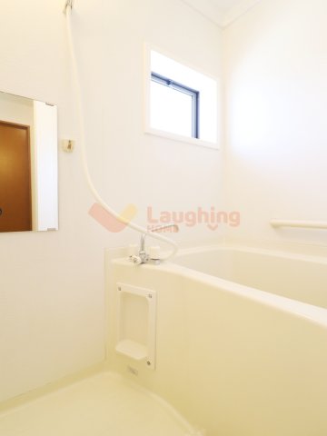 バス・シャワールーム　ゆったり過ごせるお風呂です