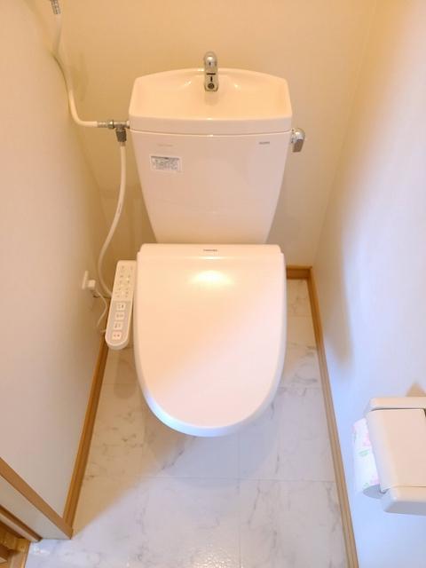 トイレ　トイレ