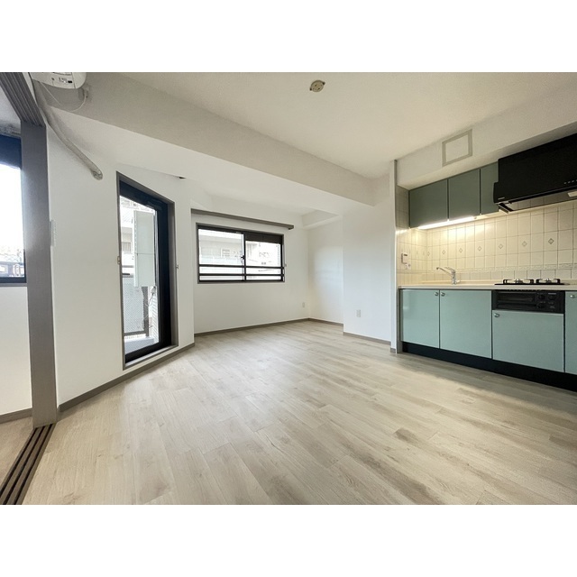 居室・リビング　☆広々としたリビング☆