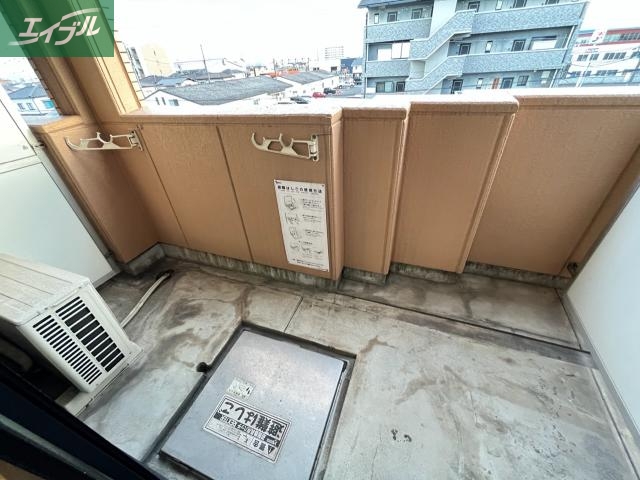 バルコニー　ベランダ