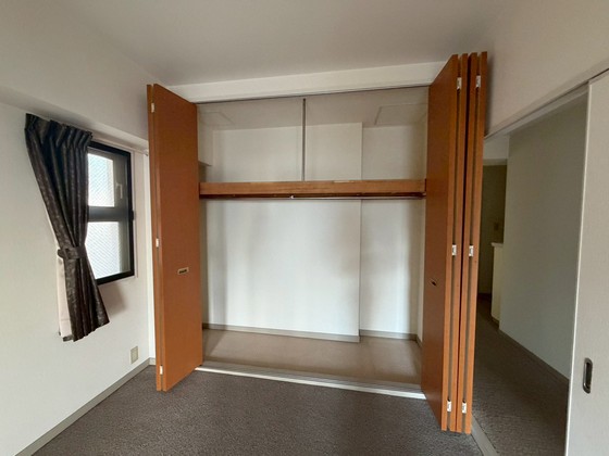 収納　※別の部屋の写真です