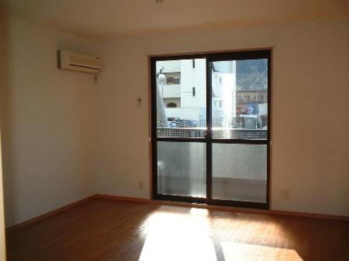 収納　メナージュA棟A203(洋室)