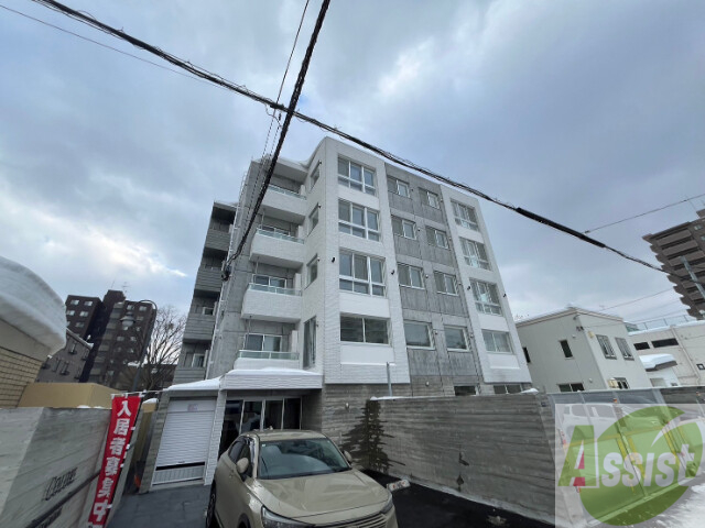 建物外観　札幌市中央区南１１条西「コローレ山鼻」