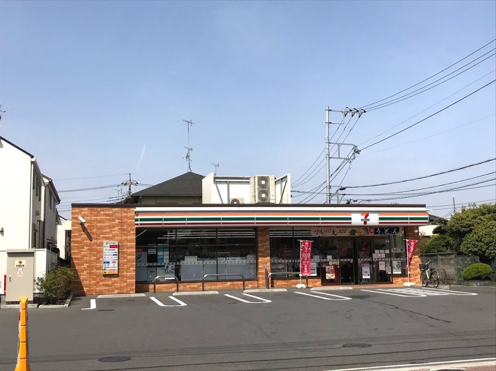 コンビニ　セブンイレブン練馬桜台2丁目店（コンビニ）まで31m