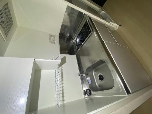 キッチン　仕様・設備は現況と異なる場合があります。現況優先。