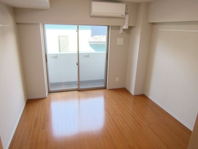 その他部屋・スペース　★新築★明るい洋室★