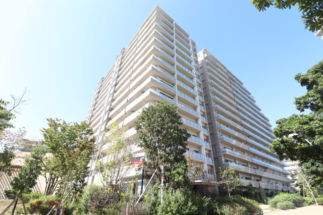 建物外観　綺麗な外観