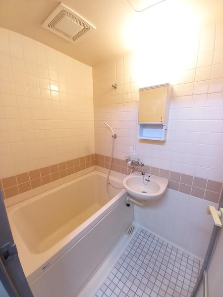 バス・シャワールーム　1日の疲れを癒すのはやはりお風呂♪