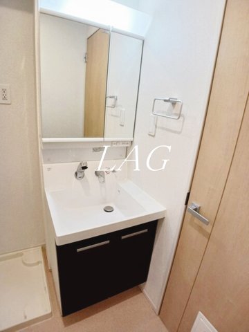 洗面設備　洗面台です。