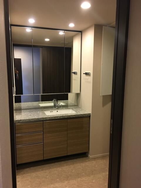 洗面設備　洗面所です