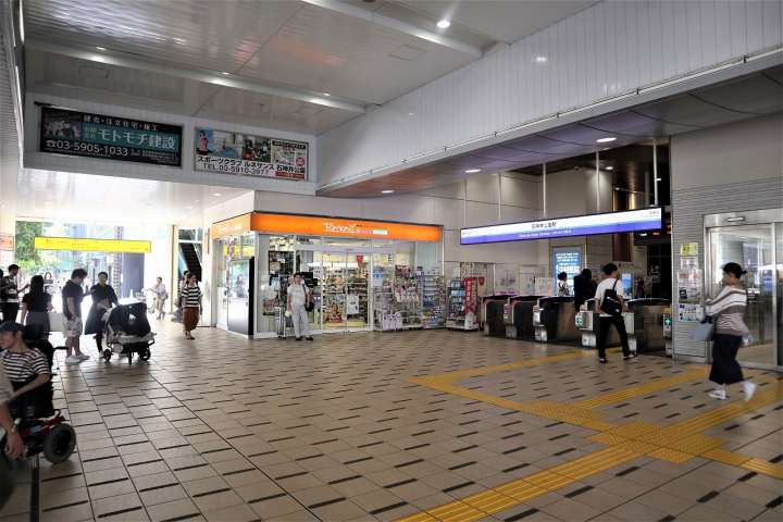 コンビニ　ＴＯＭＯＮＹ（コンビニ）まで154m