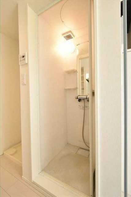 バス・シャワールーム　シャワールーム