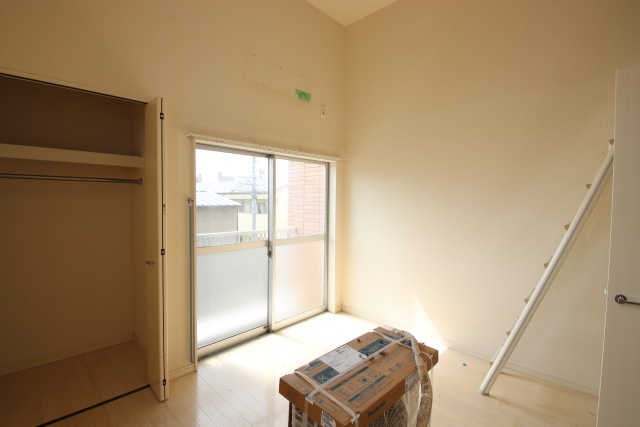 居室・リビング　※別室の参考写真の為、現況優先です。