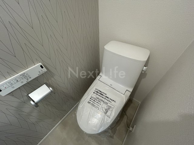 トイレ　アウローラ E