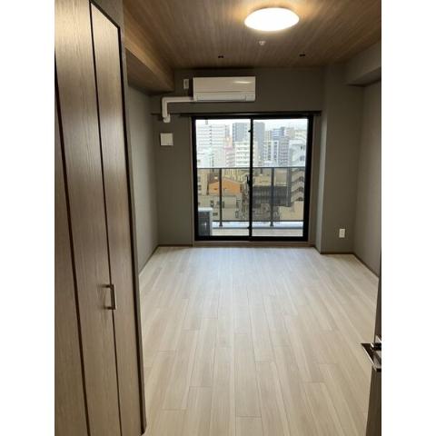 居室・リビング　室内