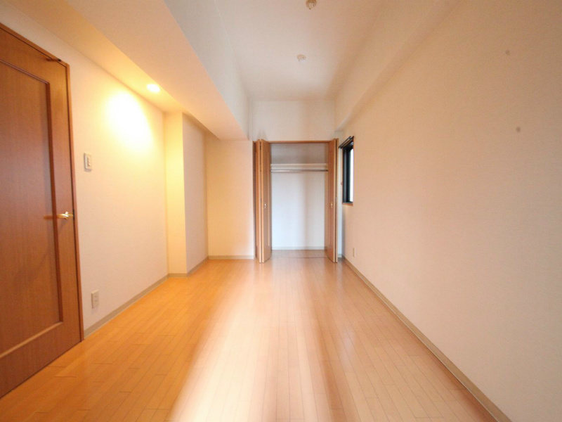 その他部屋・スペース　洋室7.4帖　クローゼット（収納充実してます）