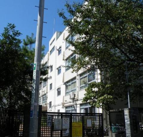 小学校　豊島区立朋有小学校（小学校）まで619m