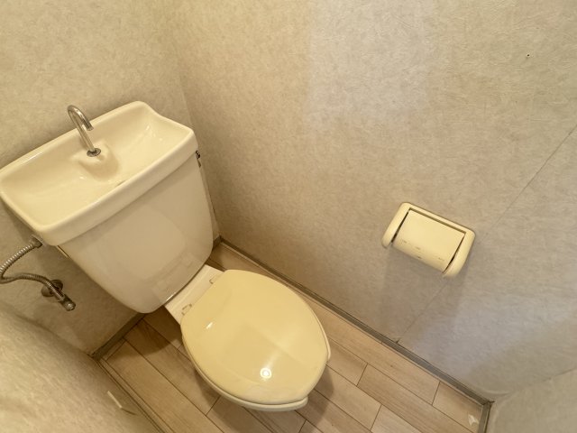 トイレ　ゆったりとした空間のトイレです