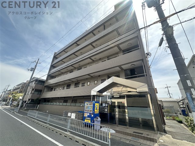 建物外観　安心のオートロック付き♪