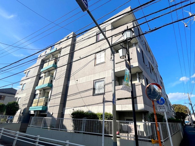 建物外観　★重厚感のあるRC造★