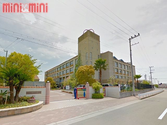 小学校　明石市立二見西小学校（小学校）まで1822m