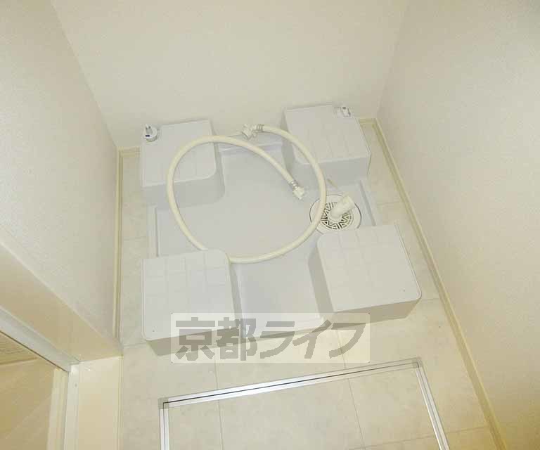 その他設備　室内に洗濯機置けます・