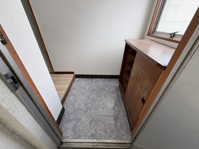 玄関　浅井レジデンス