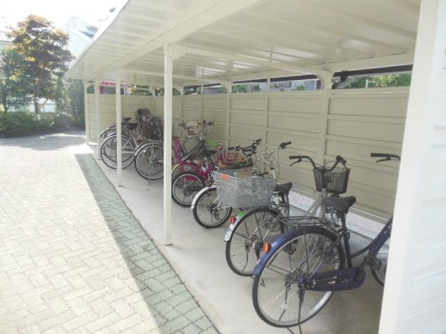 その他共有部分　★駐輪場は屋根付です★