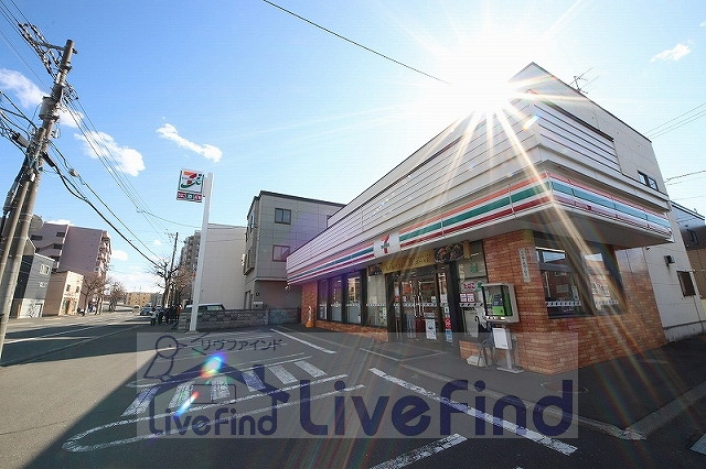 コンビニ　セブンイレブン札幌中の島1条10丁目店（コンビニ）まで49m