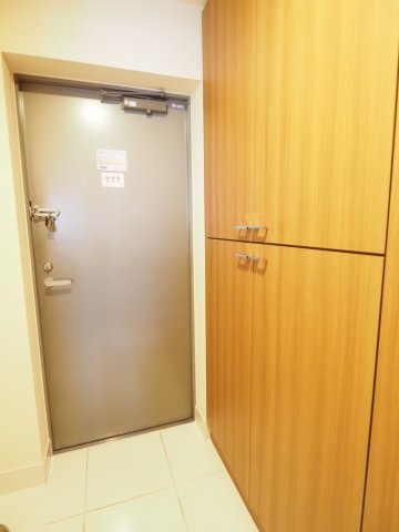 玄関　たっぷり収納の玄関！