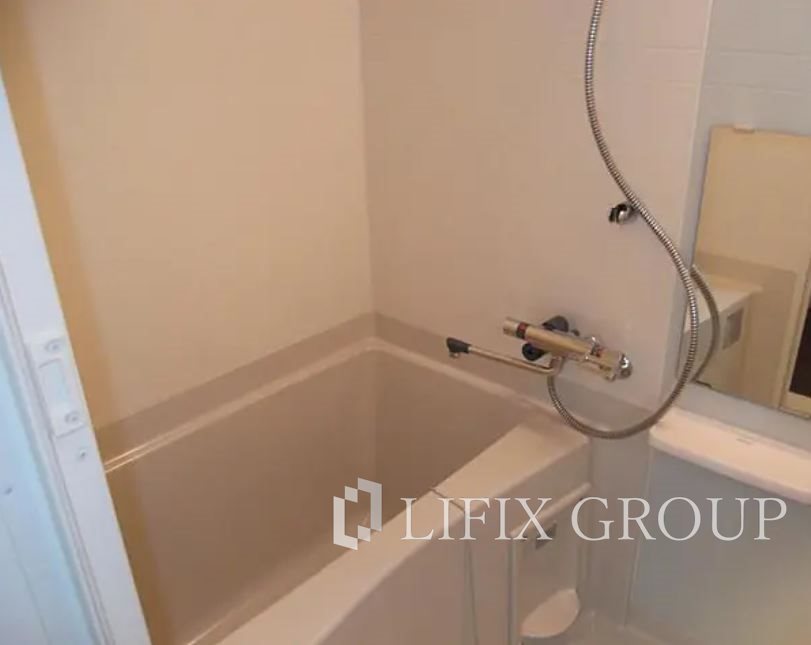 バス・シャワールーム　風呂