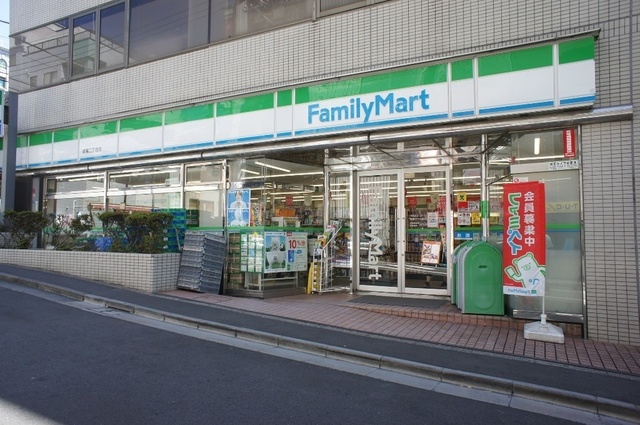 コンビニ　ファミリーマート東陽２丁目店（コンビニ）まで60m