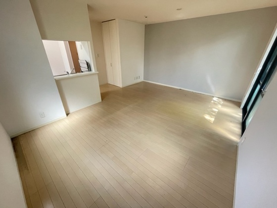 居室・リビング　※別部屋の写真です