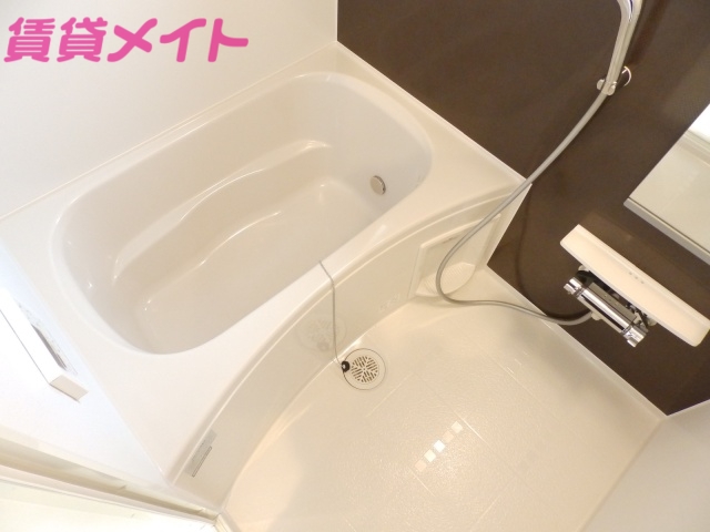 バス・シャワールーム　同型タイプのものです