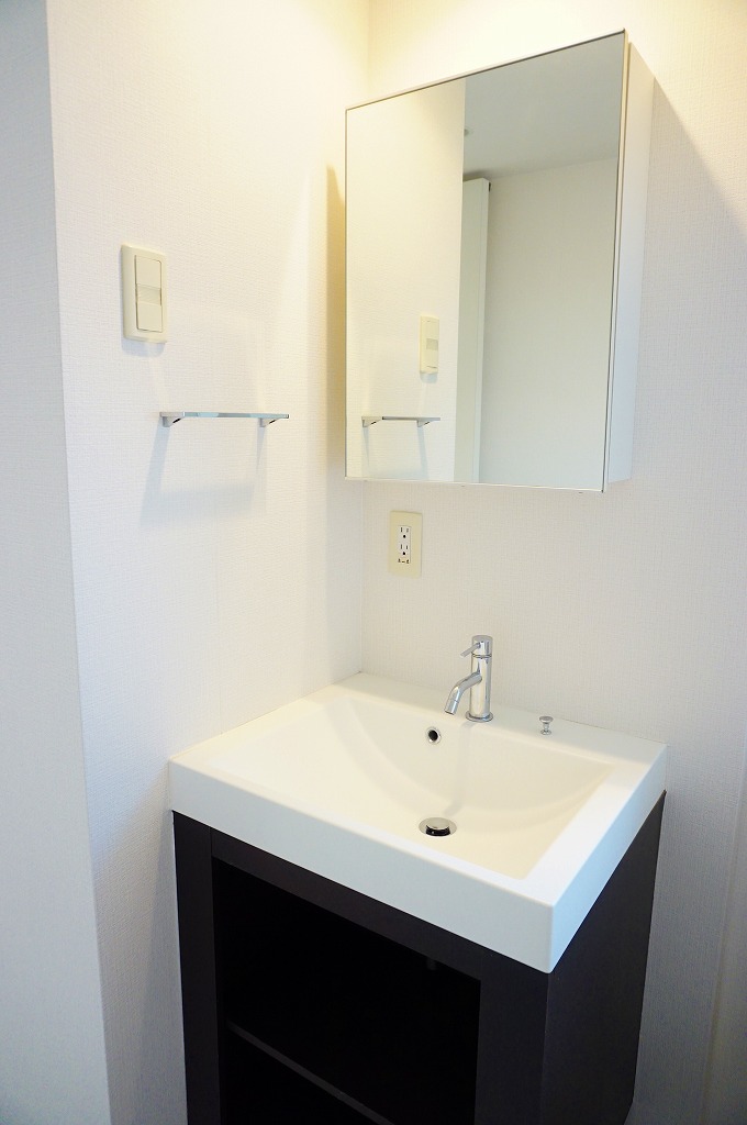洗面設備　独立洗面化粧台