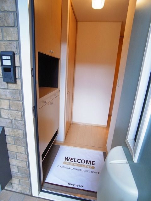 玄関　★お部屋探しは株式会社タウンハウジング東京まで★