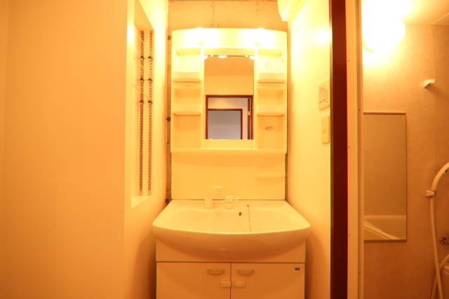 洗面設備　※別号室参考写真の為現状優先となります