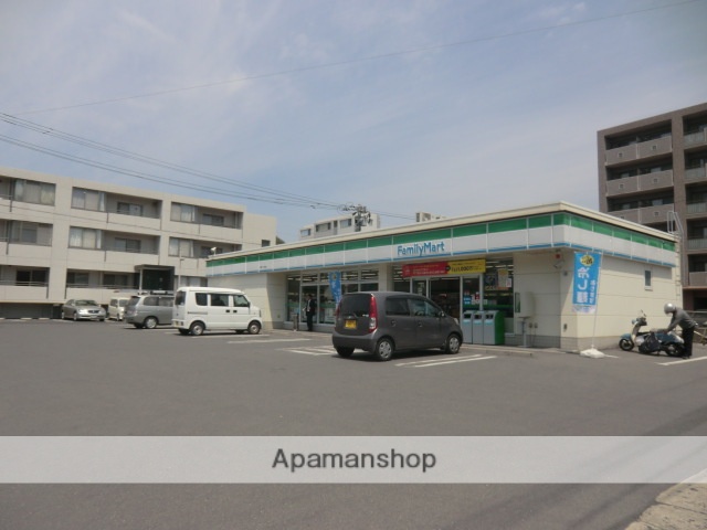 コンビニ　ファミリーマート宇宿一丁目店（コンビニ）まで85m