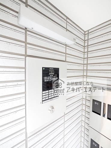 エントランス　※同一仕様写真