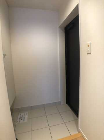 玄関　レニール本駒込