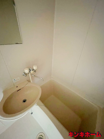 バス・シャワールーム　写真は別のお部屋です。