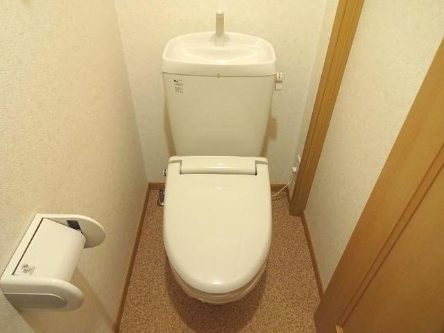 トイレ　シンプルで使いやすいトイレです