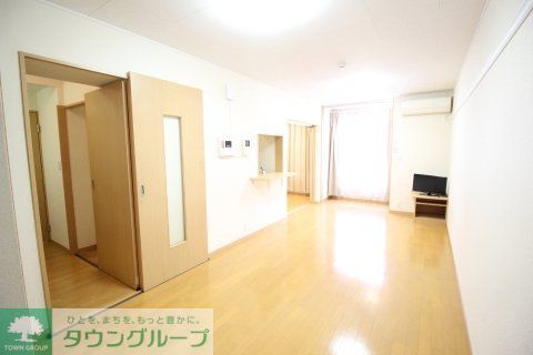居室・リビング　同タイプ写真の為、現況優先致します。