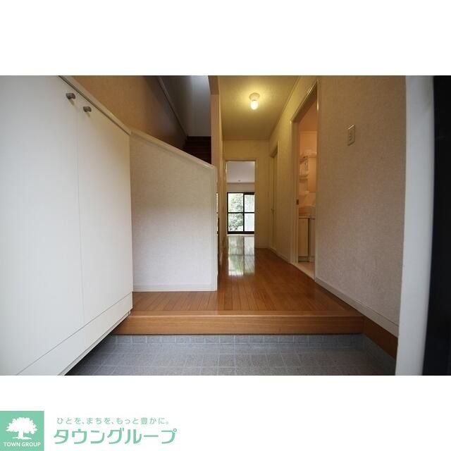 玄関　★お部屋探しは株式会社タウンハウジング東京まで★