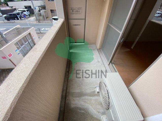 バルコニー　日当たりの良いバルコニーです！