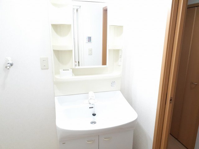洗面設備　忙しい朝には欠かせない洗面所です