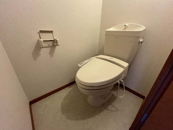 トイレ　※別部屋の写真です